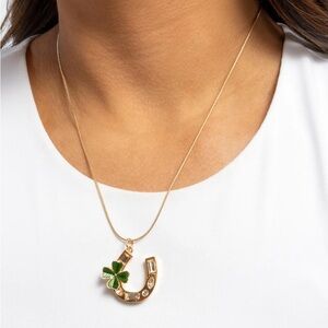 *NEW*  Paparazzi Gold Necklace with Green Clover Charm  “Lucky For Life”
